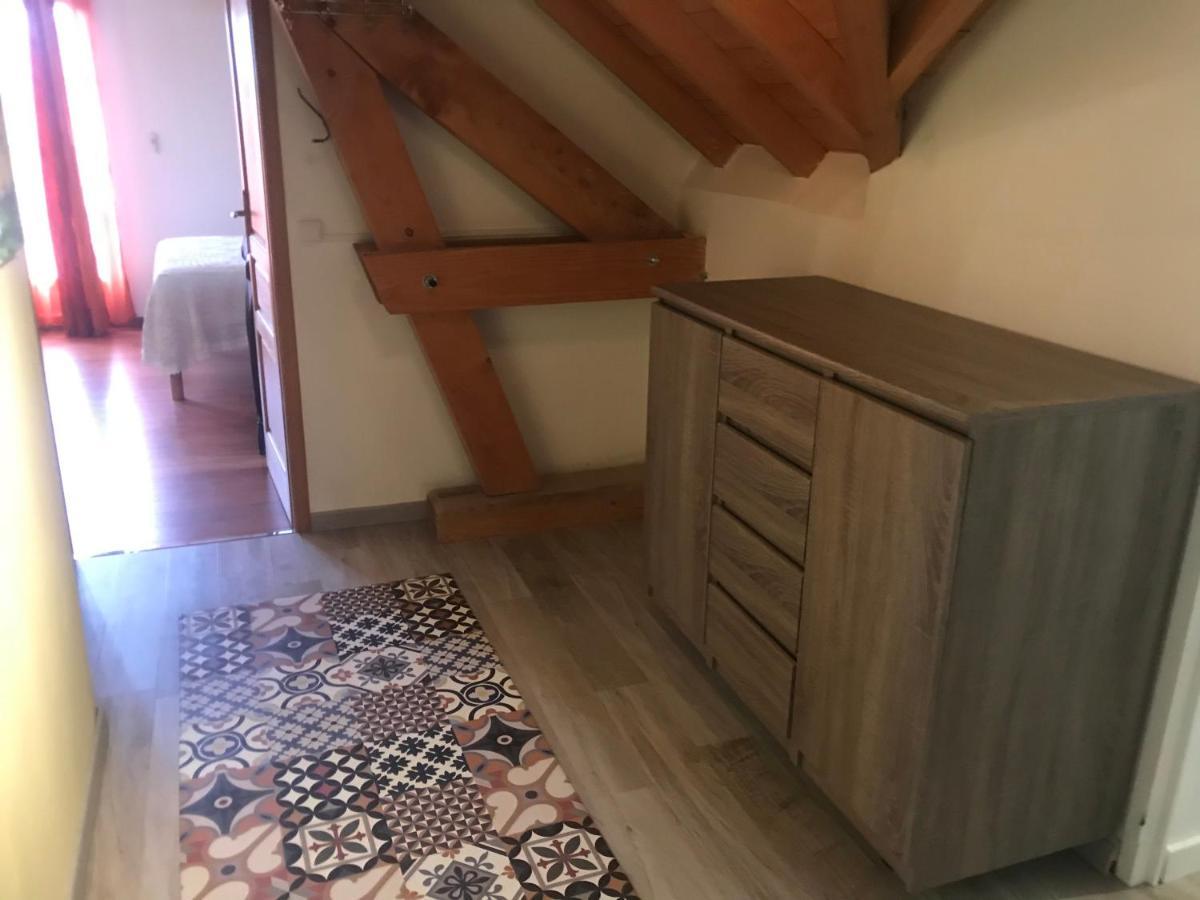 Les Gites De La Maison Bleue D'Estialescq Εξωτερικό φωτογραφία
